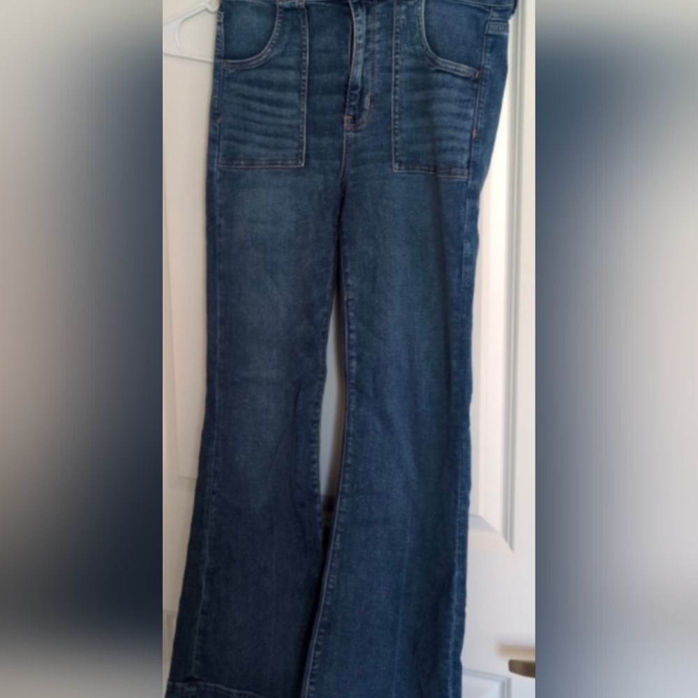 American Eagle flare Jean